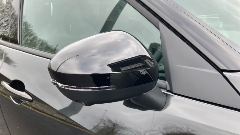 Nissan Juke 1.0 DiG-T Tekna 5dr Petrol Hatchback